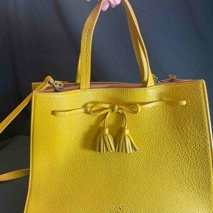 STUNNING KATE SPADE HAYES STREET TASSEL TOTE BAG - GOLD W/LEATHER INTERIOR